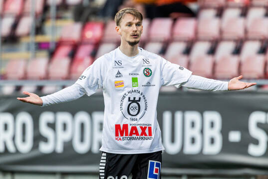 Örebros Kim Dickson