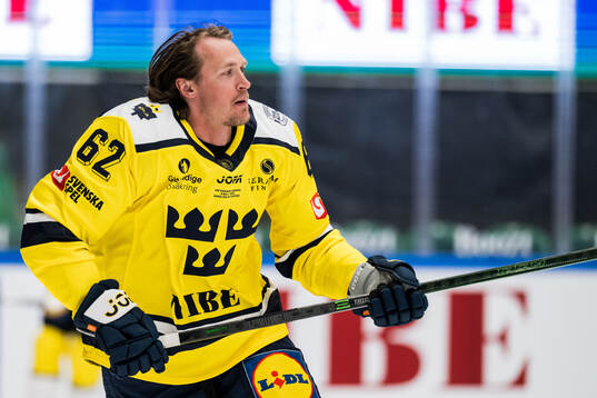 Carl Hagelin of Sweden Legends
