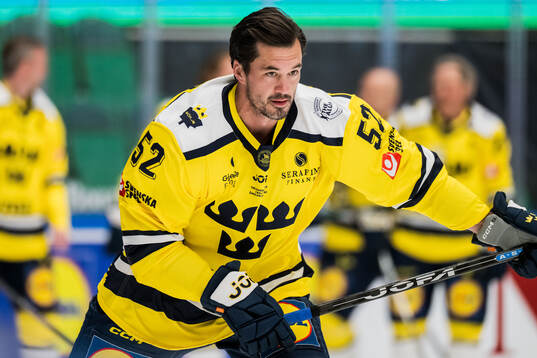 Jonathan Ericsson of Sweden Legends