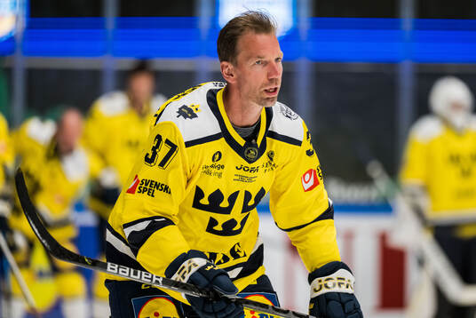 Mikael Samuelsson of Sweden Legends
