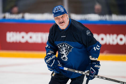 Esa Tikkanen of Finland Legends