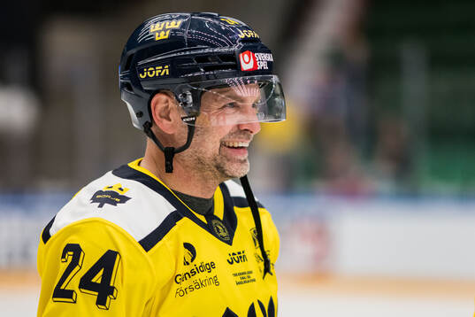 Niklas Sundström of Sweden Legends