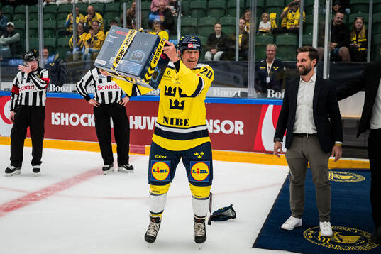 Willy Lindström of Sweden Legends