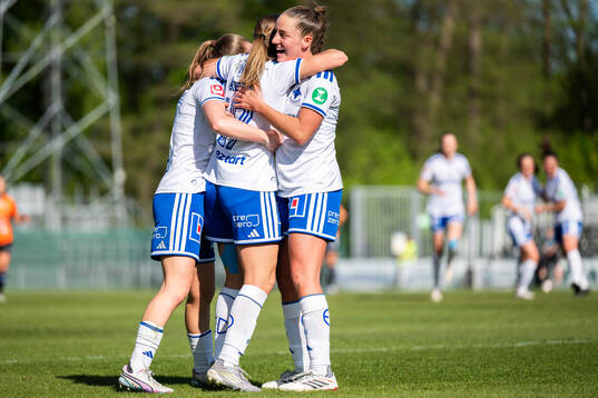 IFK Norrköpings Agnes Ekberg, Deborah-Anne De la Harpe och