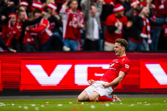 Felix Horn Myhre of Brann celebrates