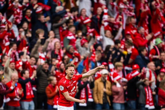 Felix Horn Myhre of Brann celebrates
