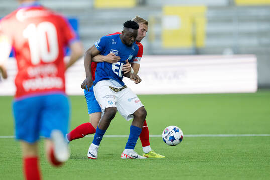 Norrbys Azeez Temitope Yusuf och Helsingborgs Jakob