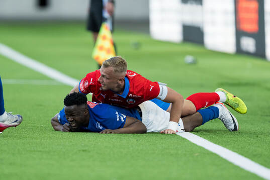 Norrbys Azeez Temitope Yusuf och Johannes Engvall
