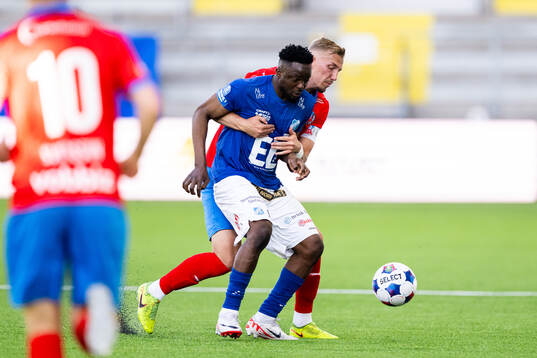 Norrbys Azeez Temitope Yusuf och Helsingborgs Jakob