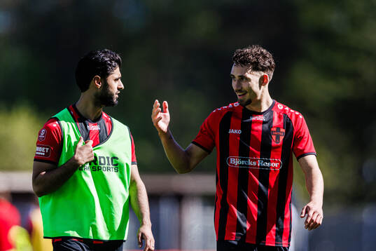 Nordic Uniteds Matteus Behnan och Aziz Harabi jubel