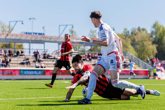 Nordic Uniteds Jonathan Gursac och Östers Samuel Burakowsky