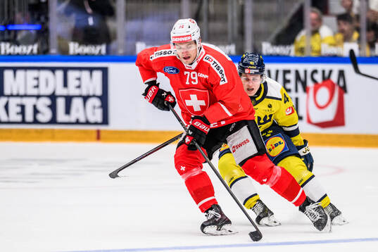 Calvin Thurkauf of Schweiz and Ivar Stenberg of Sweden