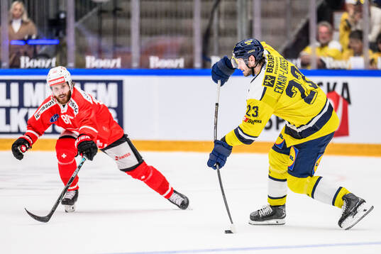 Oliver Ekman-Larsson of Sweden