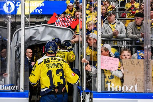 Lucas Raymond of Sweden