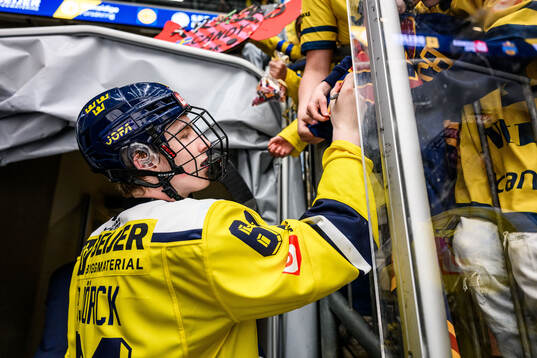 Viggo Björck of Sweden