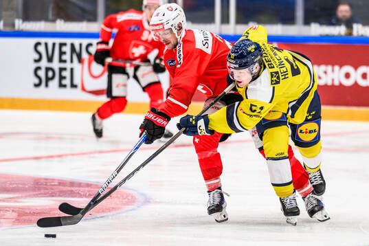 Lukas Frick of Switzerland and Emil Heineman of Sweden