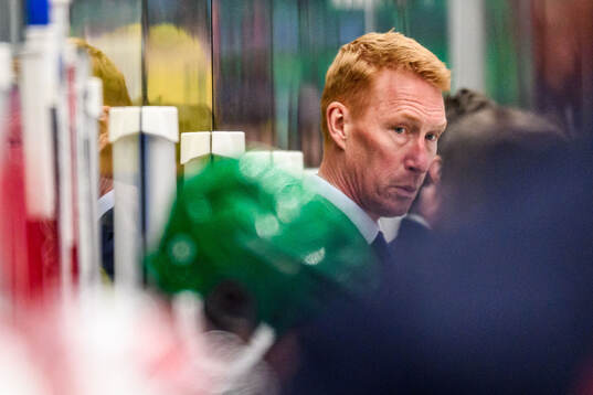 Assistant coach Jörgen Jönsson of Sweden