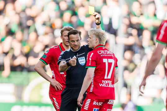 GAIS Robert Frosti Thorkelsson blir varnad