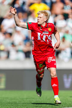 GAIS Robert Frosti Thorkelsson jublar