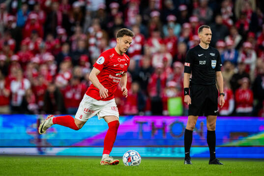 Felix Horn Myhre of Brann shoot penalty