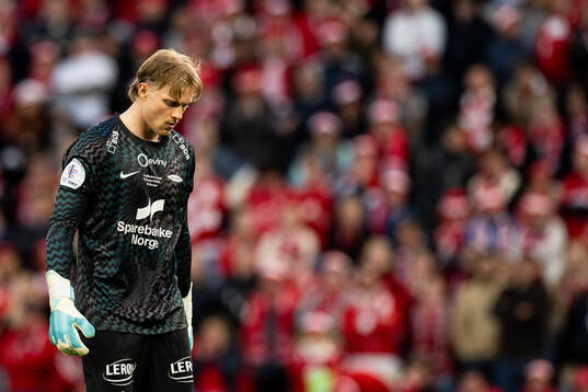 Goalkeeper Simen Vidtun Nilsen of Brann