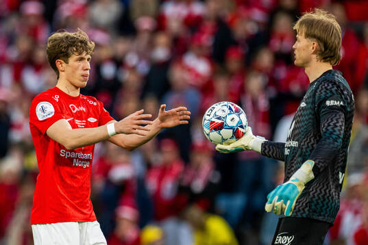 Niklas Jensen Wassberg and goalkeeper Simen Vidtun Nilsen