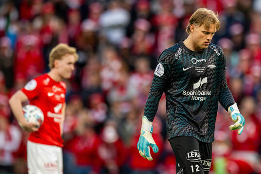 Goalkeeper Simen Vidtun Nilsen of Brann