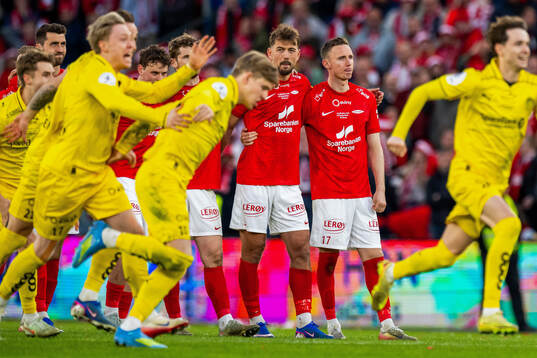 Fredrik Pallesen Knudsen and Joachim Soltvedt of Brann look