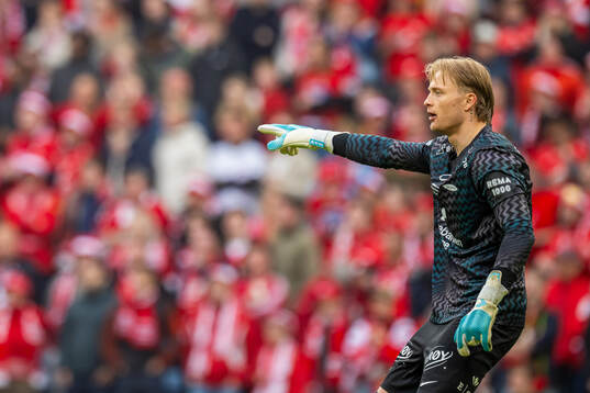 Goalkeeper Simen Vidtun Nilsen of Brann