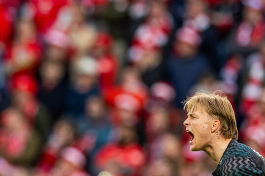 Goalkeeper Simen Vidtun Nilsen of Brann