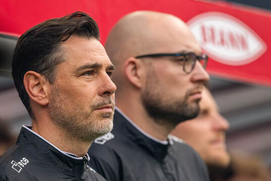 Head coach Freyr Alexandersson and assistant coach Jonathan