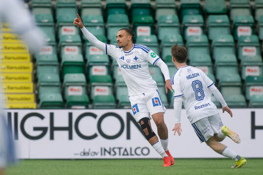 IFK Norrköpings Moutaz Neffati jublar