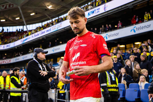 Fredrik Pallesen Knudsen of Brann looks dejected