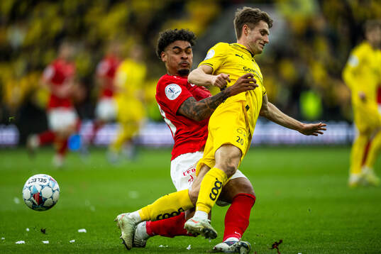 Noah Holm of Brann and Fredrik Sjøvold of Bodø/Glimt