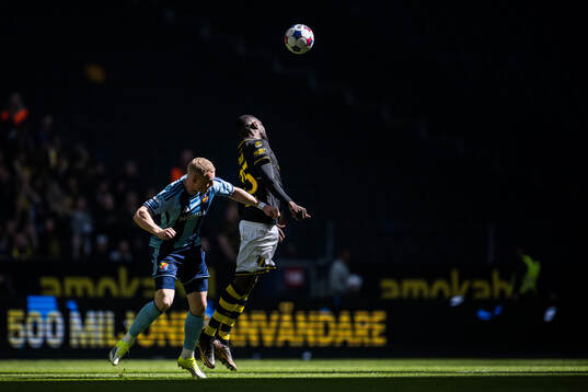 Djurgårdens Kristian Lien och AIKs Ibrahim Cisse