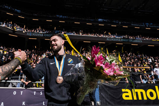 Medaljcermoni för Alex Bjurberg Kessidis VM-brons 2022