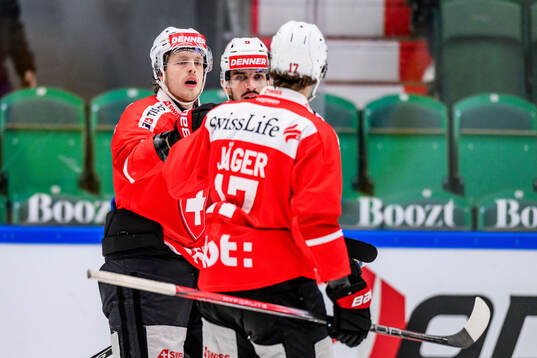 Simon Knak of Switzerland celebrates