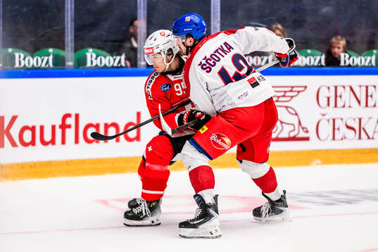 Tyler Moy of Switzerland and Jan Scotka of Czech Republic