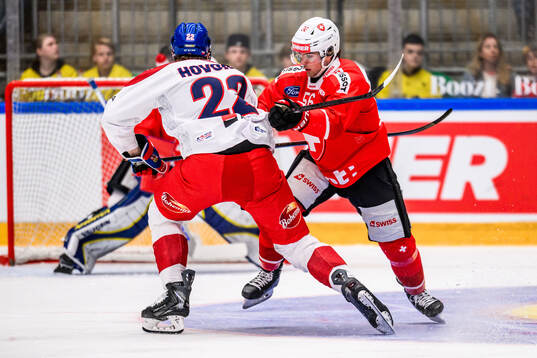 Mikulas Hovorka of Czech Republic and Tim Berni of