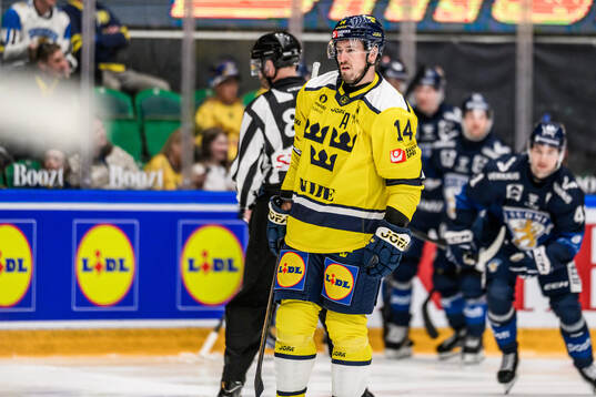 Robert Hägg of Sweden looks dejected