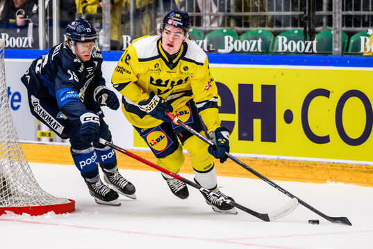 Anton Lundell of Finland and Anton Frondell of Sweden