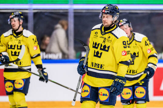 Jacob De La Rose of Sweden looks dejected