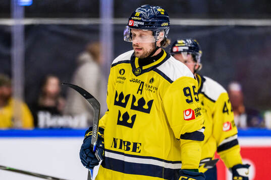 Jacob De La Rose of Sweden looks dejected