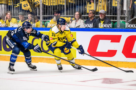 Mikael Seppälä of Finland and Simon Holmström of Sweden