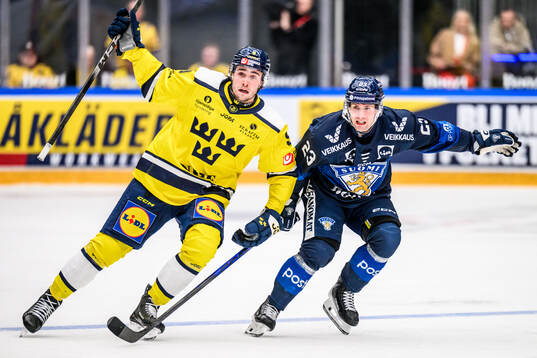 Linus Karlsson of Sweden and Sami Päivärinta of Finland