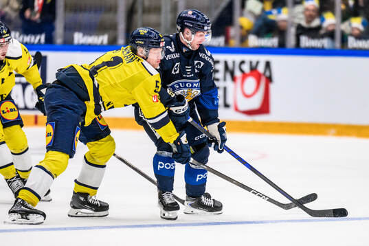 Emil Heineman of Sweden and Sami Päivärinta of Finland
