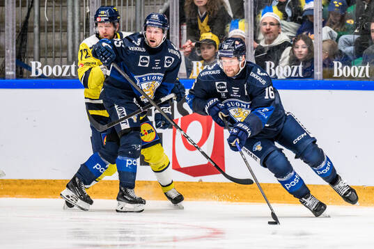 Alexander Barkov of Finland