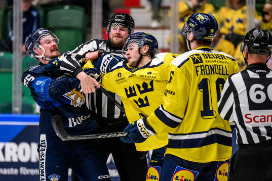 Mikael Seppälä of Finland and Linus Karlsson of Sweden