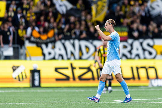 Malmö FFs Erik Botheim jublar