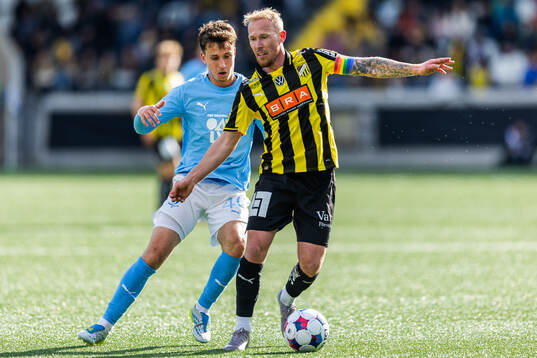 Malmö FFs Kenan Busuladzic och Häckens Mikkel Rygaard